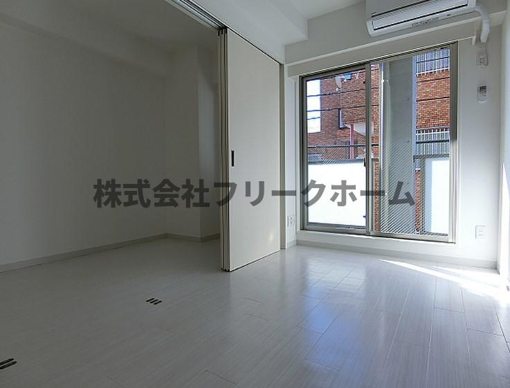 杉並区久我山３丁目の賃貸マンションの居間・リビング