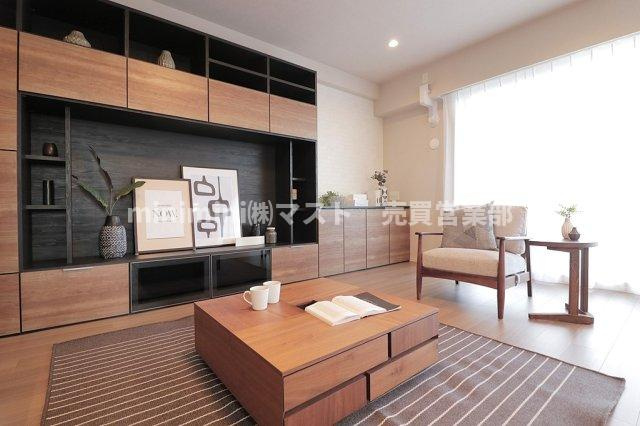 レーベン千里青山台の内装