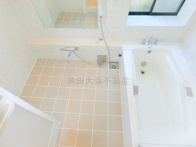 山王3丁目38戸建ての浴室