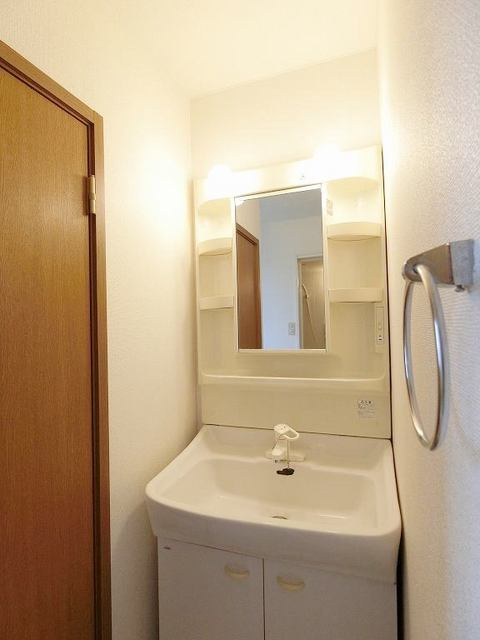 フラールの洗面所|洗面所