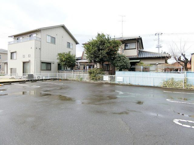 フラールの駐車場|駐車場