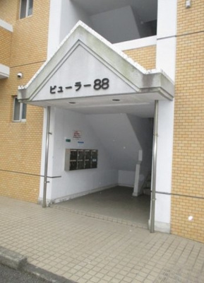 【エントランス】 | ビューラー８８