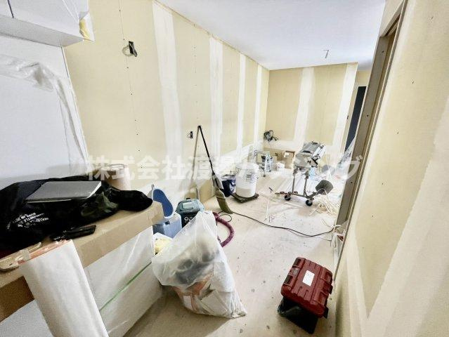 寿町貸家の居間・リビング