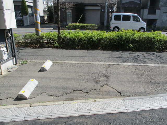 KIND和泉の駐車場|駐車場の空はご確認下さい