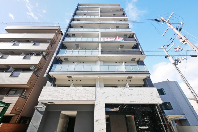 クレアグレイス岸里