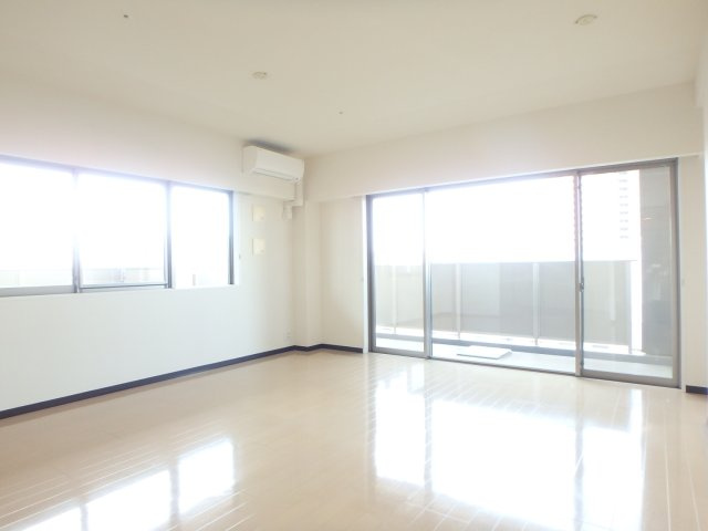 【居間・リビング】レジディアタワー仙台