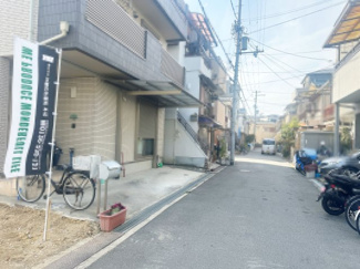 【前面道路含む現地写真】 | 自由設計可能ですので　家族の希望が詰まったマイホームを建築出来ますね！