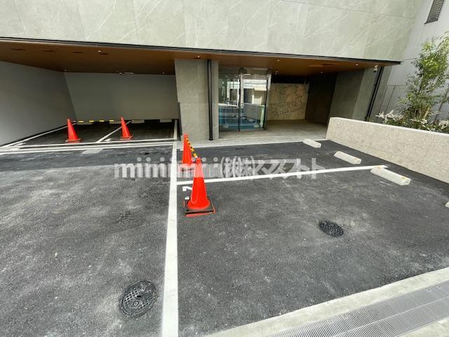 大阪市中央区内久宝寺町２丁目の賃貸マンションの駐車場