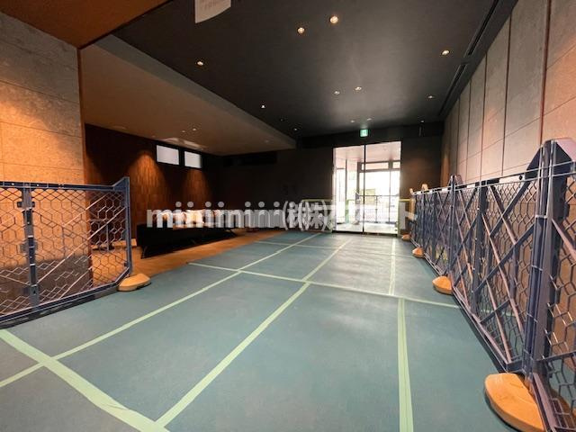 大阪市中央区内久宝寺町２丁目の賃貸マンションのロビー