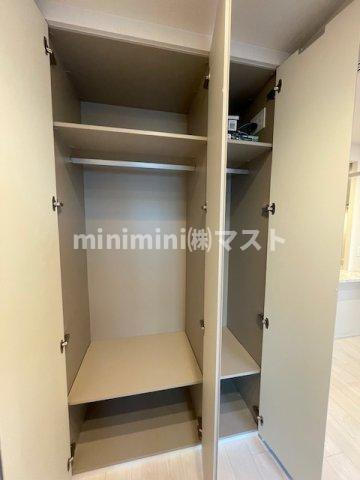 大阪市中央区内久宝寺町２丁目の賃貸マンションの収納