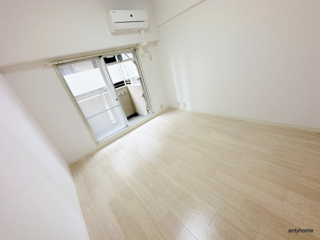 シャンテジョイフル　仲介手数料無料の寝室