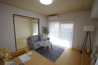 【居間・リビング】 | 【仲介手数料無料！！】ライオンズマンション京王永山　2階　3398万円