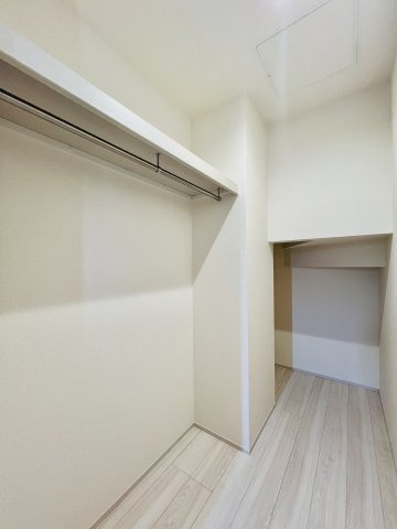 高崎新町の収納|玄関入ると物の置き場所に困らない充実の収納スペース♪