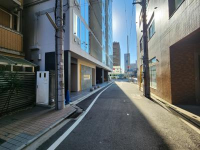 マインズ・コム四条大宮の周辺|前面道路