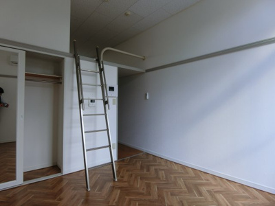 【洋室】 | グレースとよなか