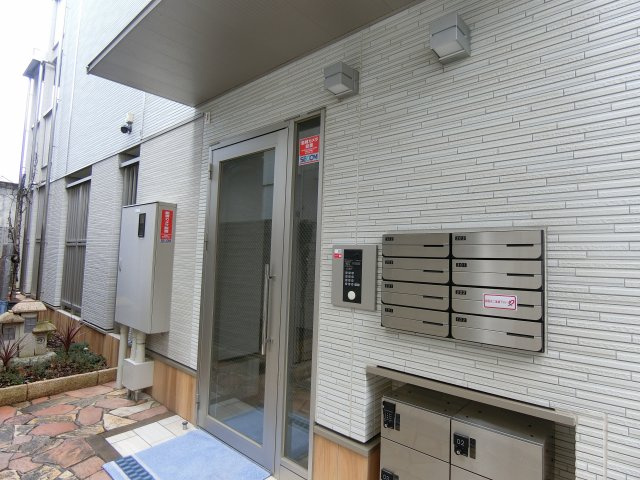 【エントランス】 | ゴールイン岸城