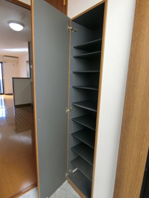 【玄関】 | アンプルール光明池