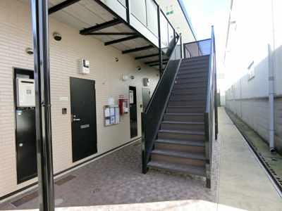 【エントランス】 | アンプルール光明池