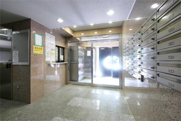 サンパティオ文京千石のロビー