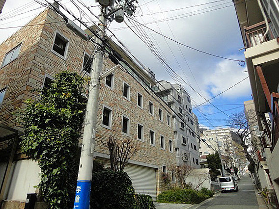 ラコートドールシンコウベの外観