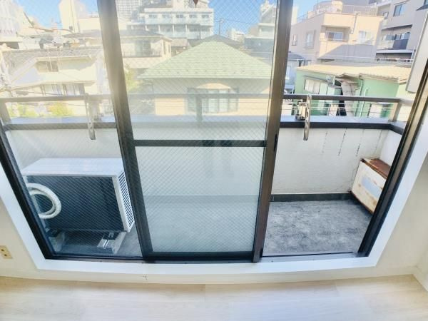 滝野川ハウスの寝室