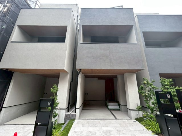 【弊社現地販売会開催中】幡ヶ谷駅7分！デザイナーズ新築戸建！六号坂商店街至近！