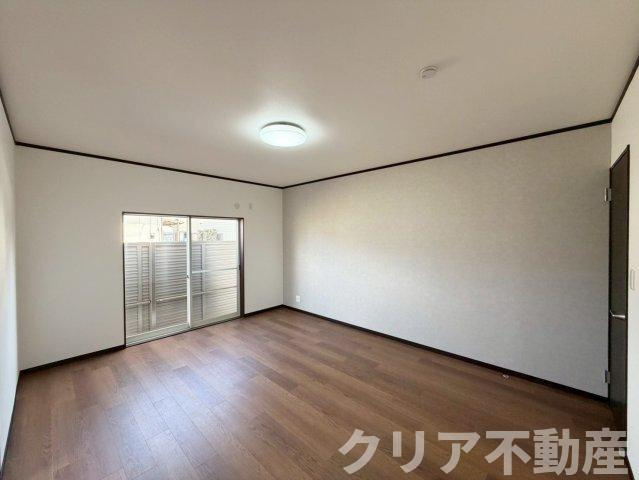 【寝室】 | 前橋市大胡町　6LDK　中古住宅　