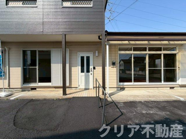 【エントランス】 | 前橋市大胡町　6LDK　中古住宅　