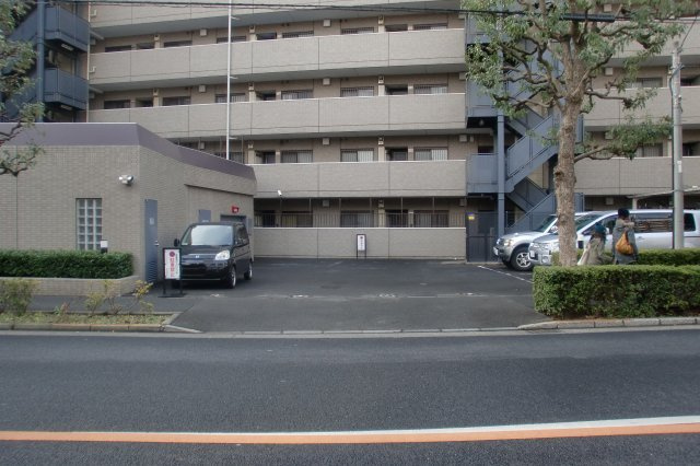 0077の駐車場