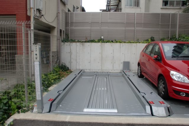 0023の駐車場