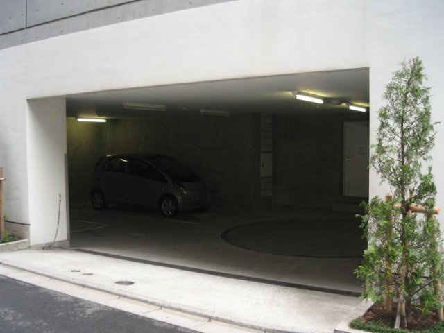 0019のエントランス