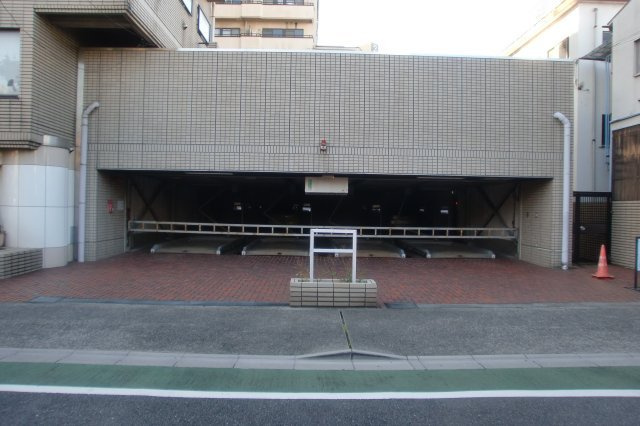 0042のエントランス
