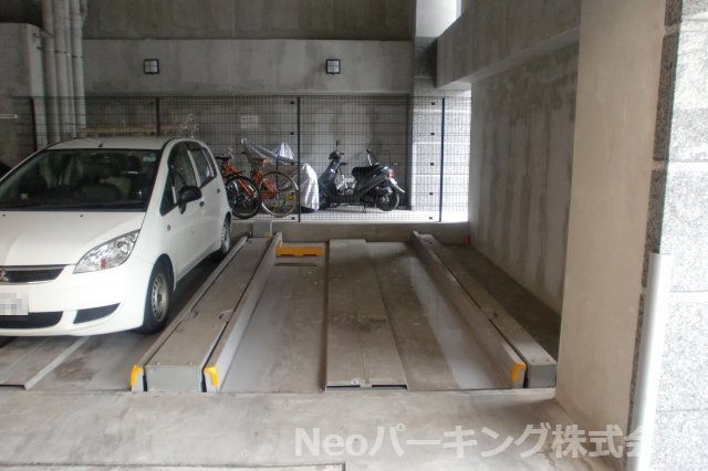 0037の駐車場