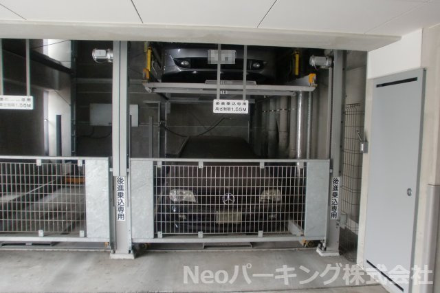 0037の駐車場
