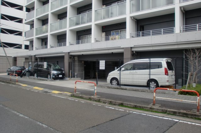 0037の駐車場