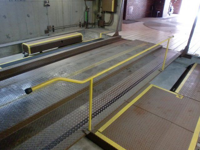 0002の駐車場