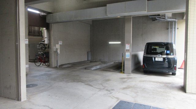 0959の駐車場