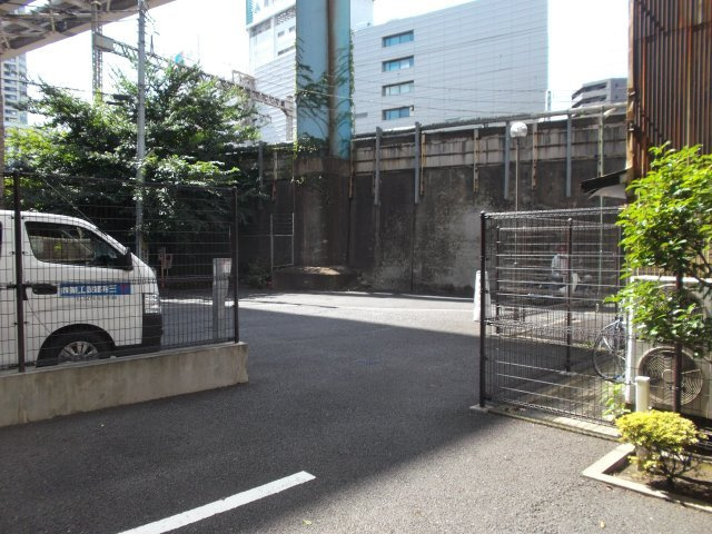 0117の駐車場