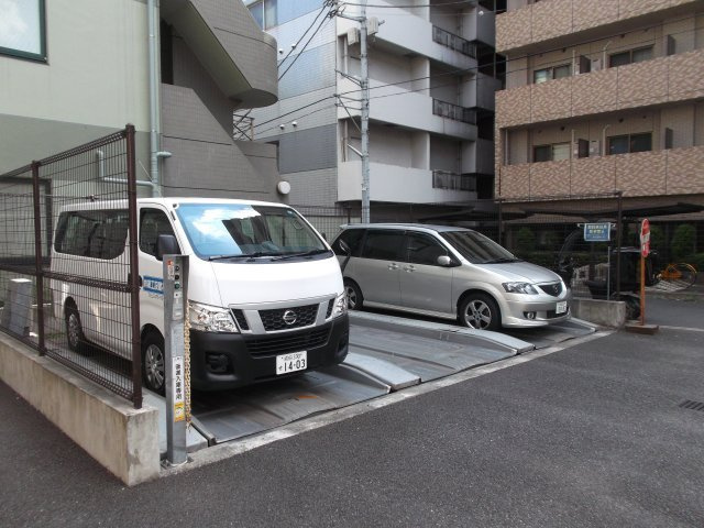 0117の駐車場