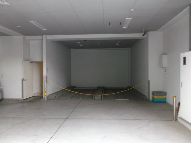 0112の駐車場