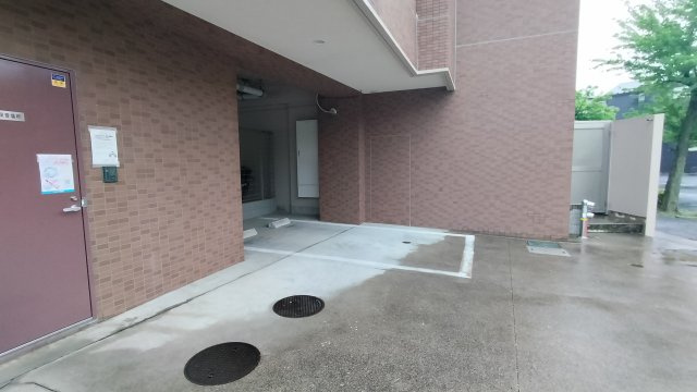 0946の駐車場