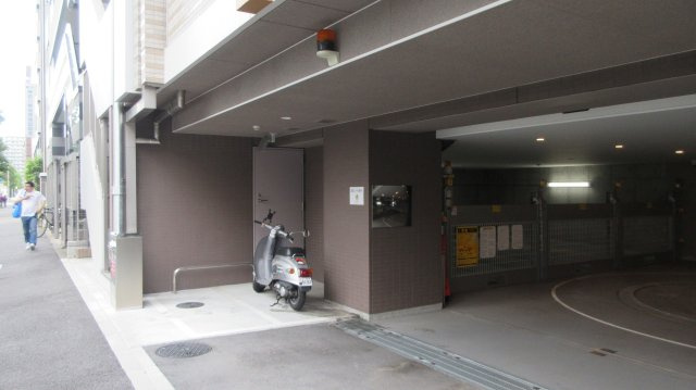 0950の駐車場