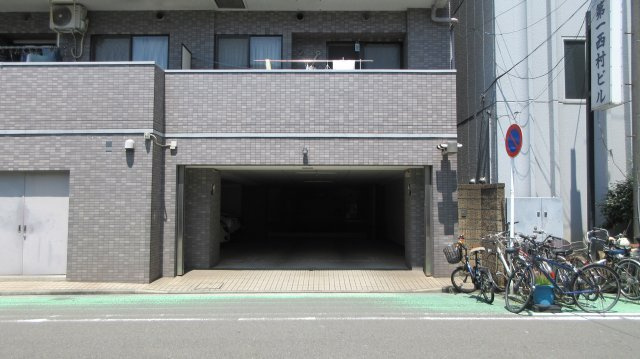 0956の駐車場