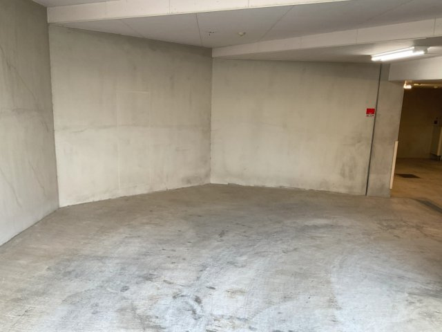 0951の駐車場