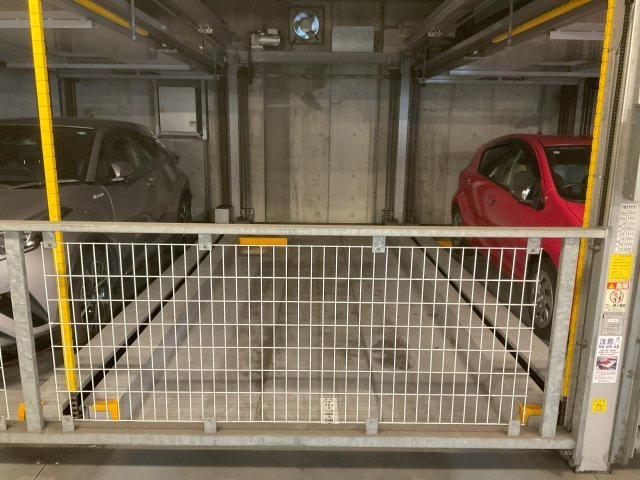 0951の駐車場
