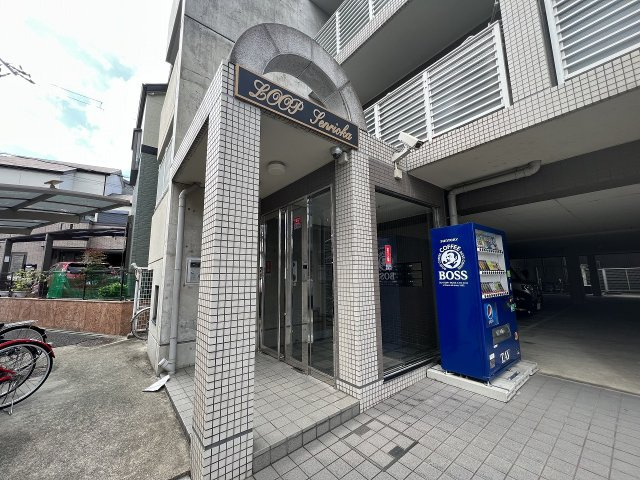 ループ千里丘のエントランス