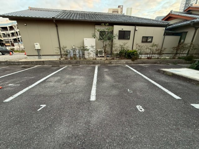 三河安城本町NCDビルの駐車場
