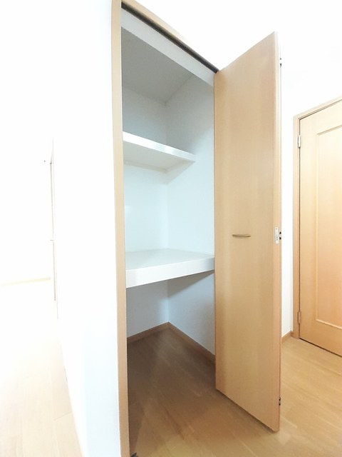 サンライズＡの収納|クローゼット
