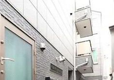 イルトラッツォ千住の玄関