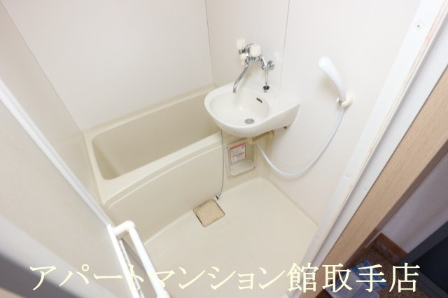 レオパレススイートパールの浴室|画像5